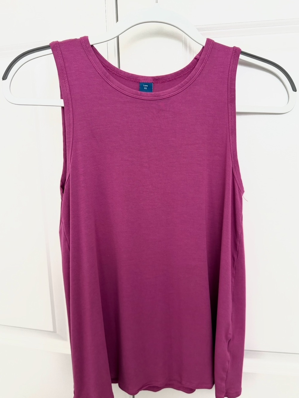 Old Navy Luxe Tank Top Women’s XS Crocus Petal Purple Sleeveless
